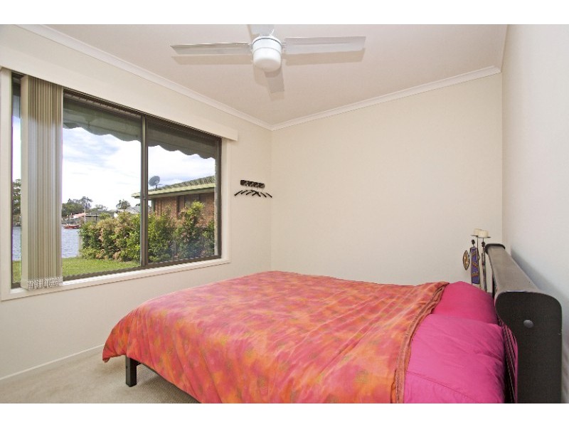 23 Lakes Drive, Tweed Heads West NSW 2485