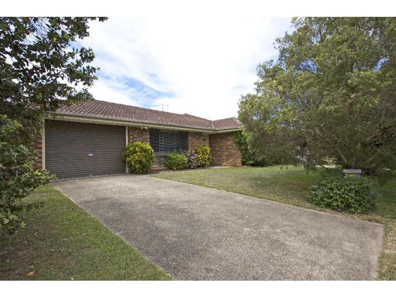 23 Lakes Drive, Tweed Heads West NSW 2485