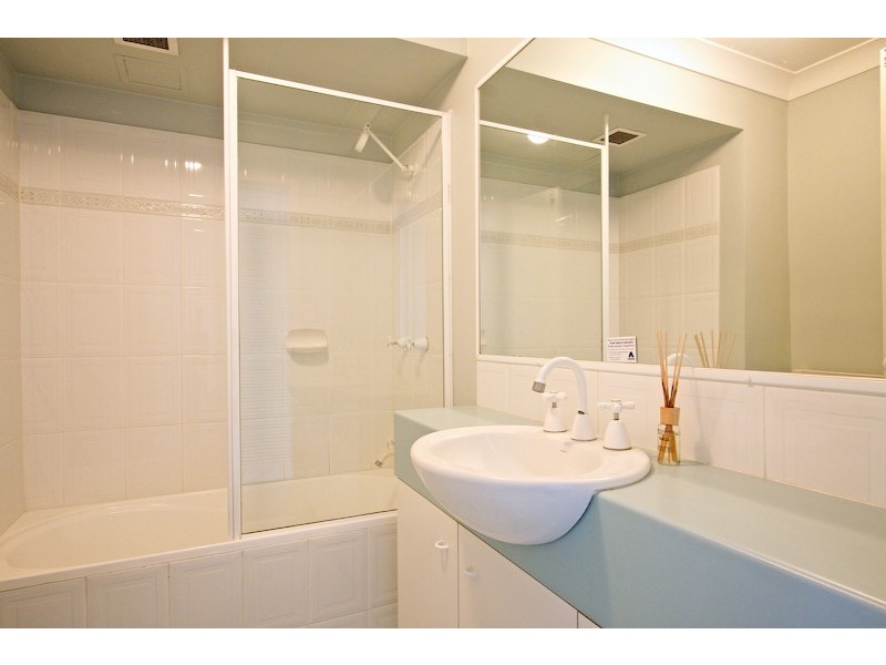 22/102 Musgrave St, Kirra QLD 4225