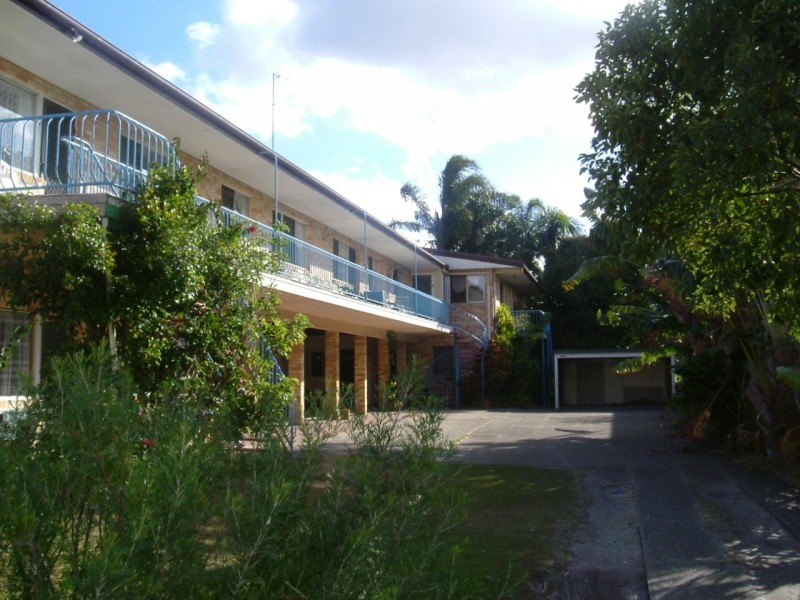 4/9 Douglas Street, Kirra QLD 4225