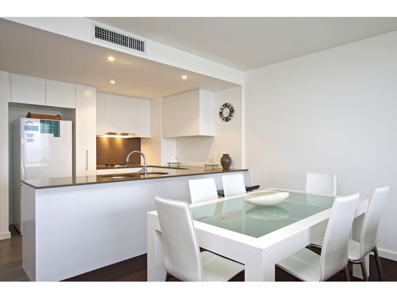 Kirra Surf 306 2 Creek Street, Kirra QLD 4225