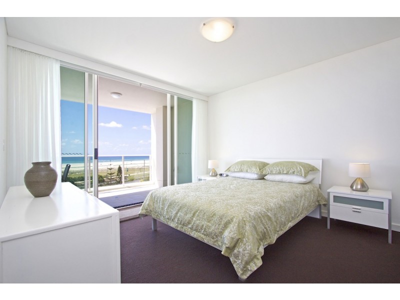 Kirra Surf 306 2 Creek Street, Kirra QLD 4225