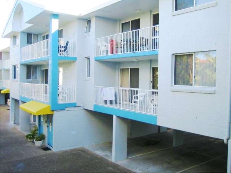 1/19 Glenayr Drive, Banora Point NSW 2486