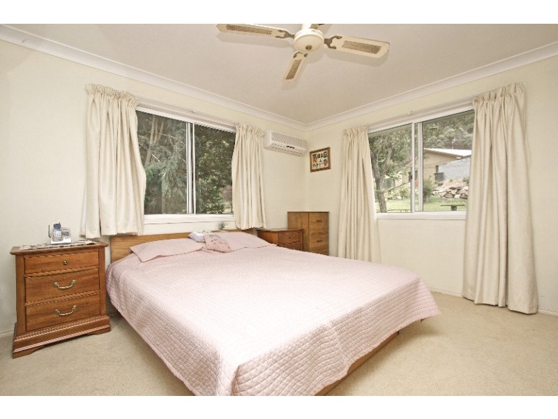72 Golden Valley Road, Tallebudgera Valley QLD 4228