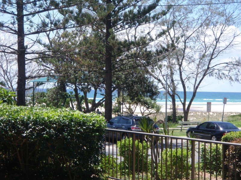 2 Cobba Villa 20 Pacific Parade,, Bilinga QLD 4225