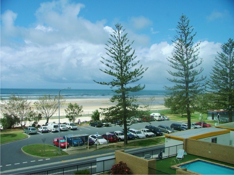 18/34 ‘Centre Court’, Musgrave Street, Kirra QLD 4225