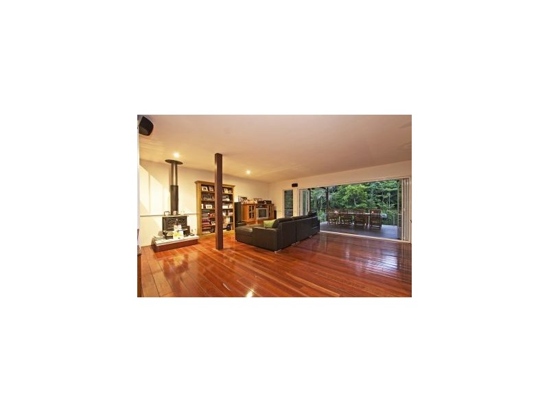 1074 Tallebudgera Creek Road, Tallebudgera Valley QLD 4228