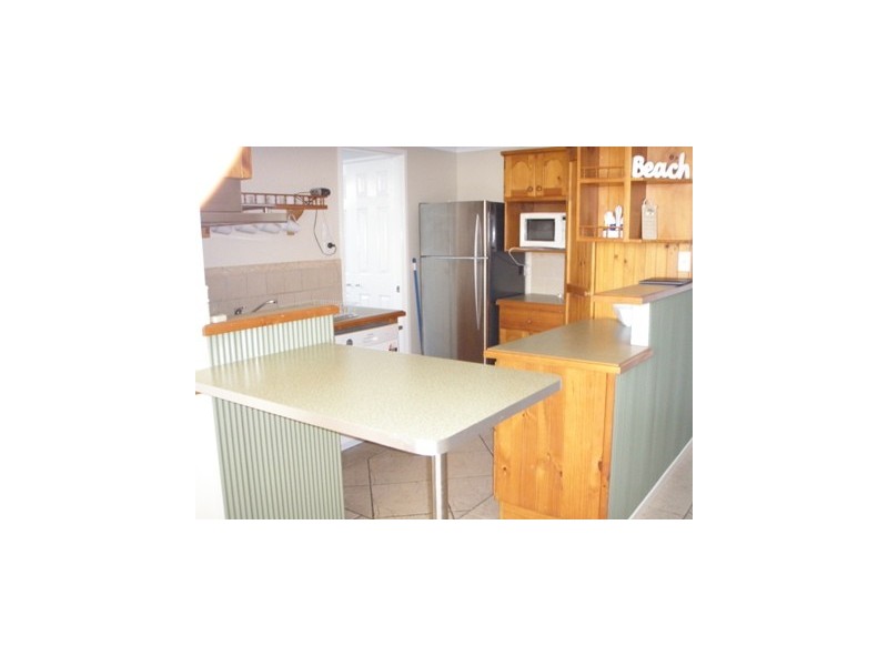 Unit 1 EDEN TOWERS, 5 Ward Street,, Rainbow Bay QLD 4225