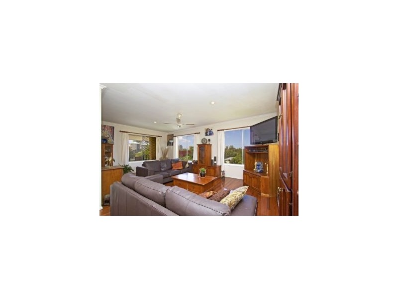 47 Stapylton Street, Coolangatta QLD 4225