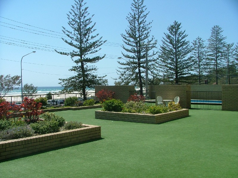 09/34 ‘Centre Court’ Musgrave St, Kirra QLD 4225