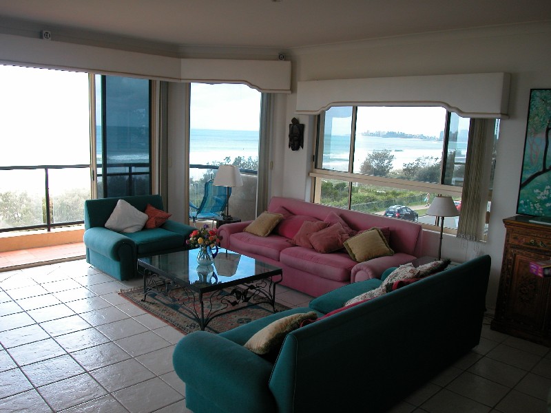 Coolangatta QLD 4225