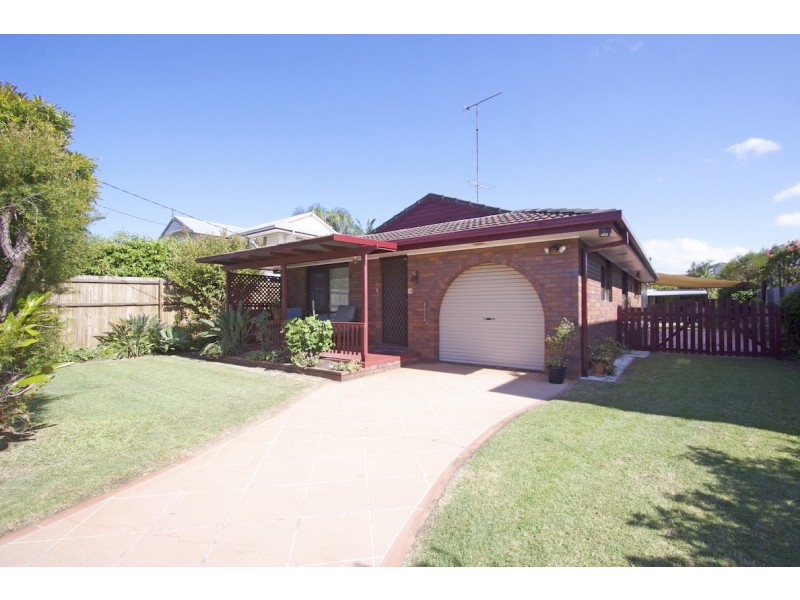 16 Korina Avenue, Kirra QLD 4225