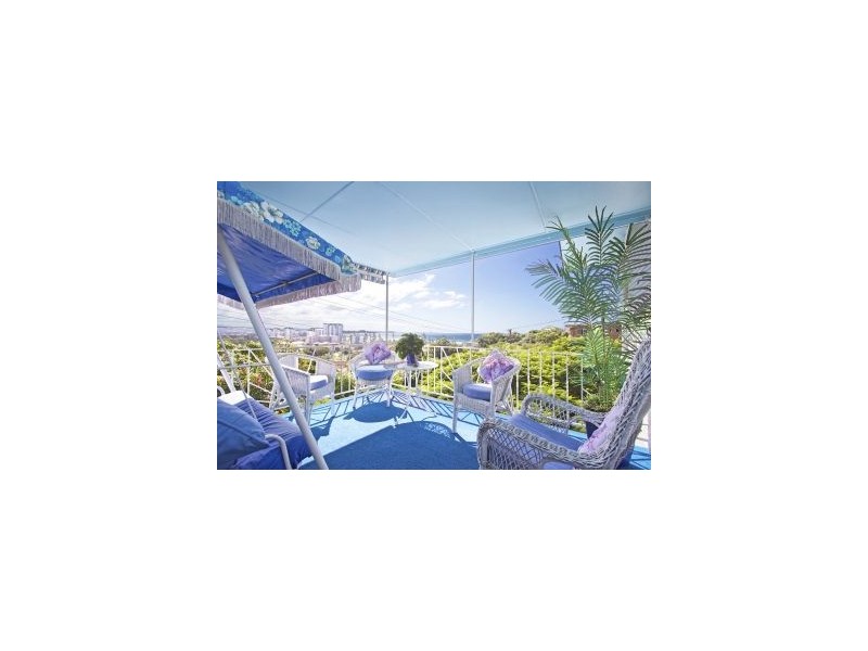 14 Tweed Street, Coolangatta QLD 4225