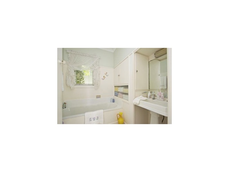 14 Tweed Street, Coolangatta QLD 4225