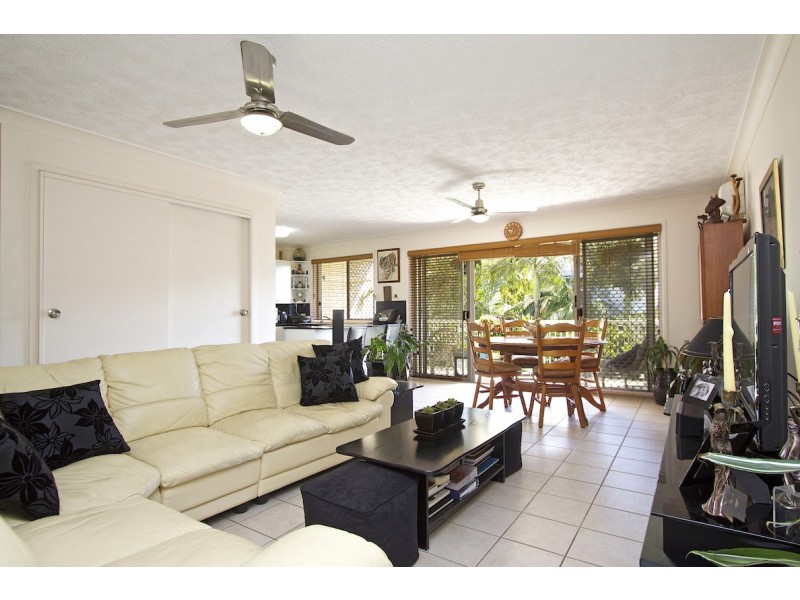 20/54 Dutton Street, Coolangatta QLD 4225