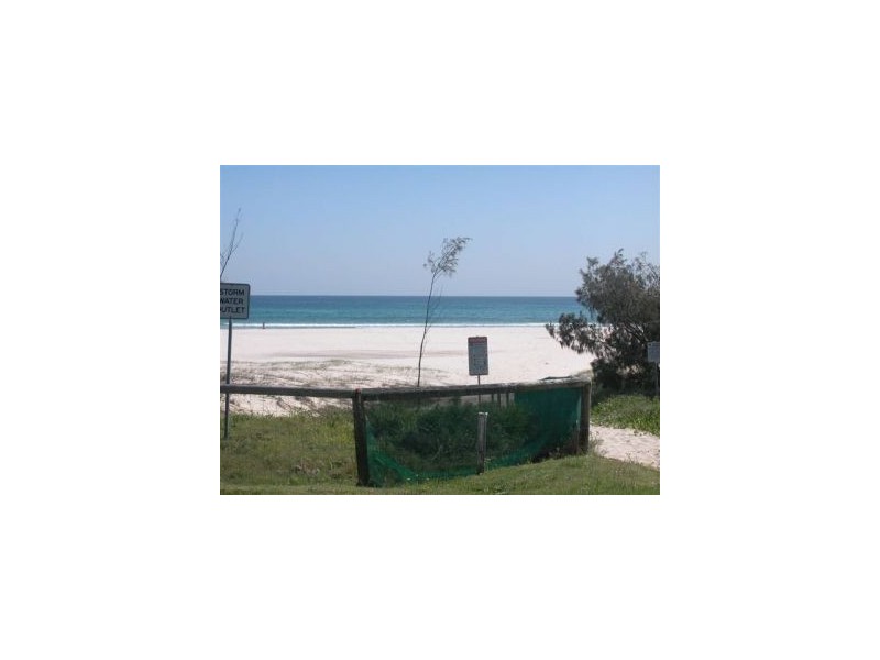 Unit 2 4 Johnston Street, Bilinga QLD 4225