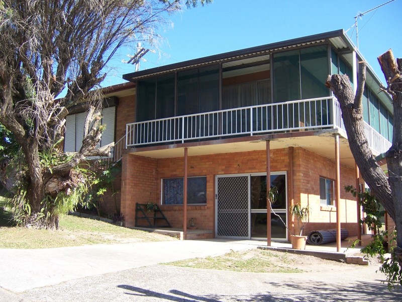 17 Dixon, Coolangatta QLD 4225