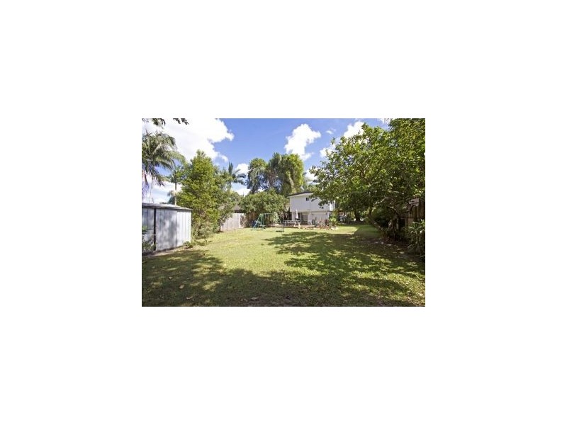 20 St Kilda Crescent, Tweed Heads West NSW 2485