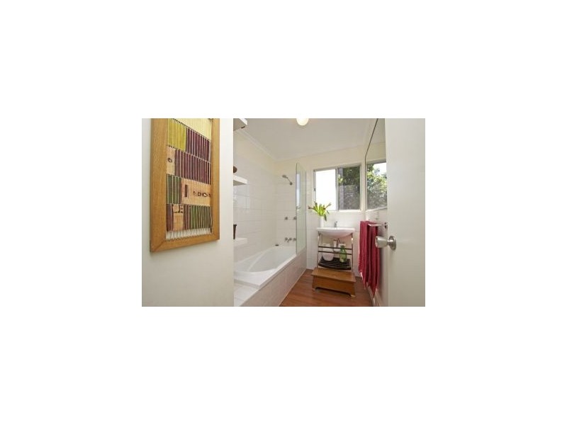 20 St Kilda Crescent, Tweed Heads West NSW 2485