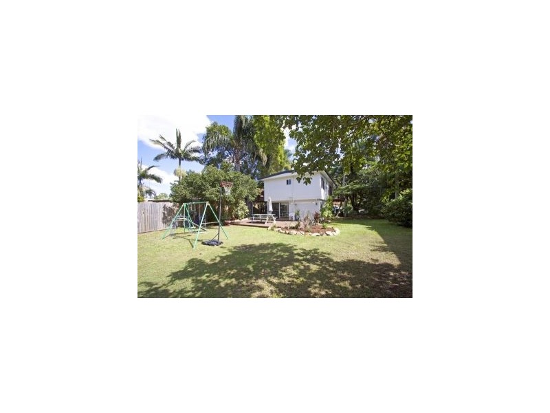 20 St Kilda Crescent, Tweed Heads West NSW 2485