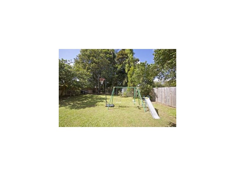 20 St Kilda Crescent, Tweed Heads West NSW 2485