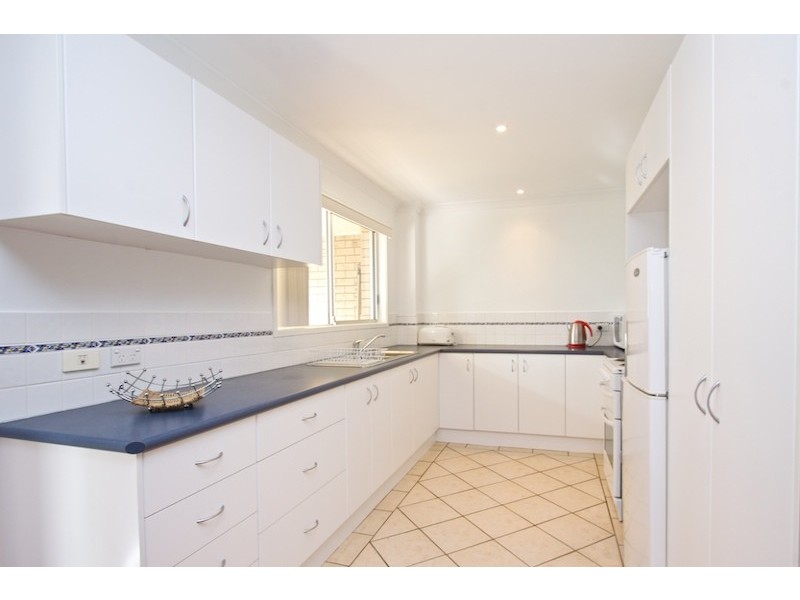 14/6 Haig, Kirra QLD 4225