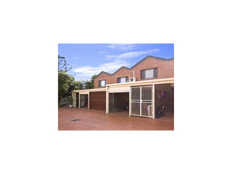 Unit 5 62 Coolangatta Road, Kirra QLD 4225