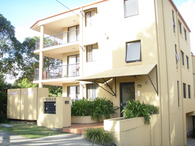 Coolangatta QLD 4225