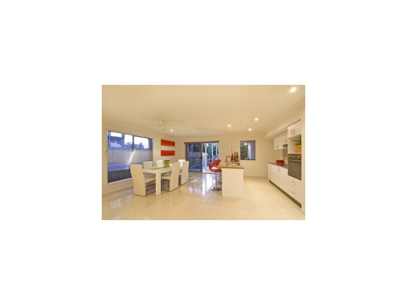 19 Twenty Seventh Avenue, Palm Beach QLD 4221