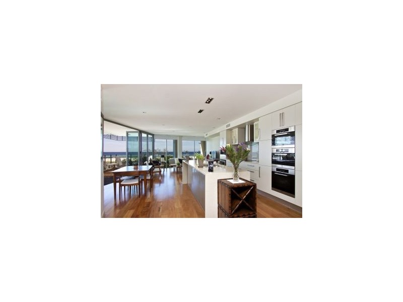 301-46 Kirra Wave Pacific Parade, Kirra QLD 4225
