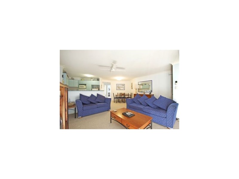 4/102 MUSGRAVE STREET – KIRRA PALMS, Kirra QLD 4225