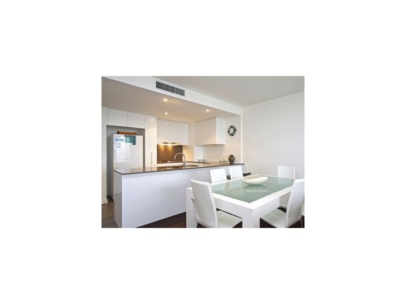 306 KIRRA SURF, Creek Street, Kirra QLD 4225