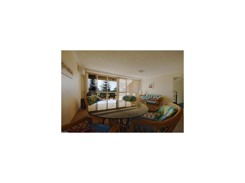 4-146 Pacific Parade, Bilinga QLD 4225