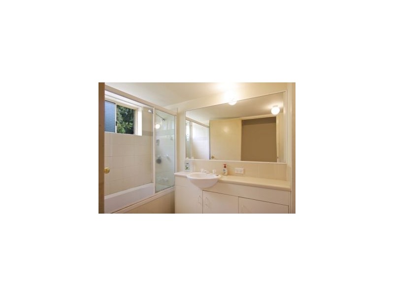 50/22 Ocean Breeze, Binya Ave, Kirra QLD 4225