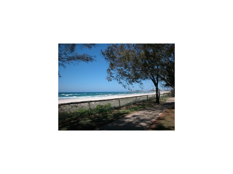 6/293 Golden Four Drive, Bilinga QLD 4225