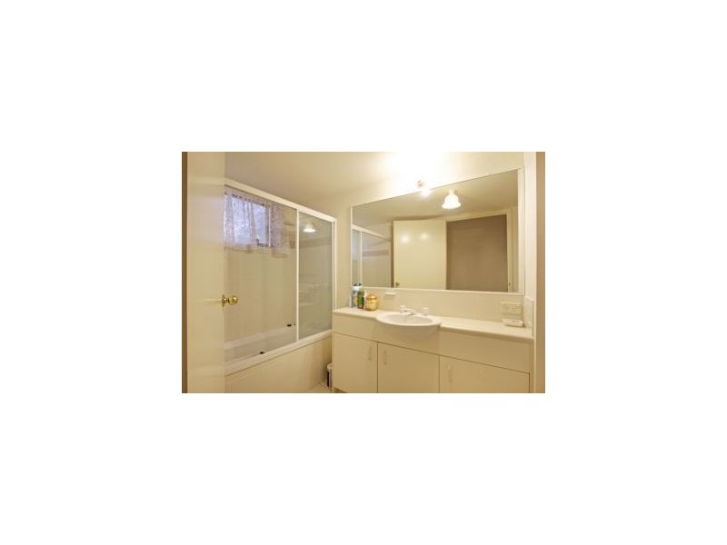 2-22 Binya Avenue, Kirra QLD 4225