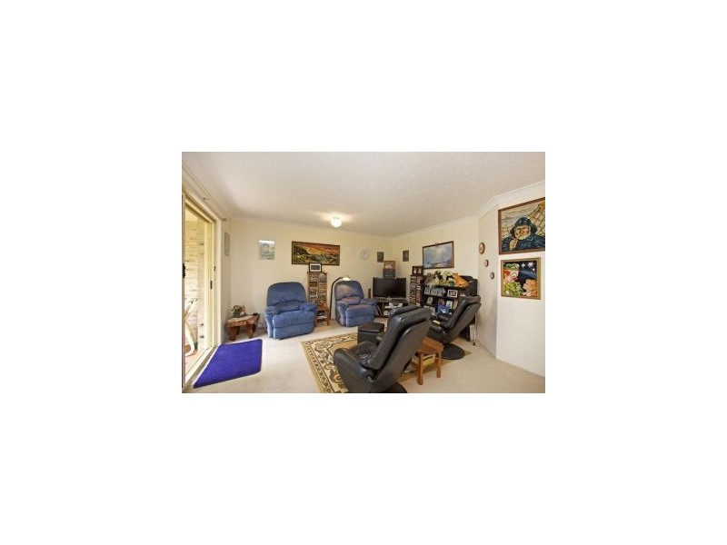 2-22 Binya Avenue, Kirra QLD 4225