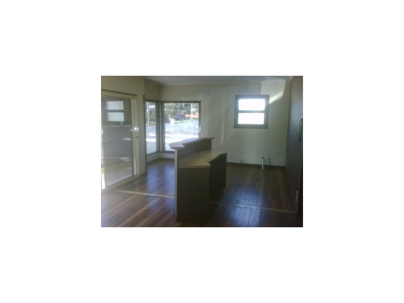 17 Miles Street, Kirra QLD 4225