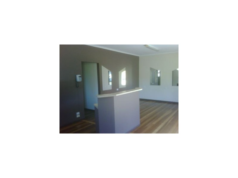 17 Miles Street, Kirra QLD 4225