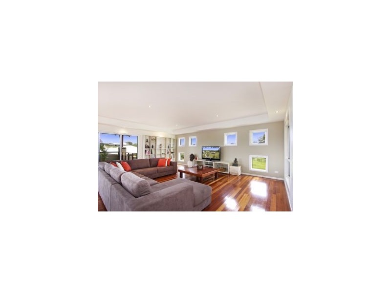4 Lita Court, Tallebudgera QLD 4228