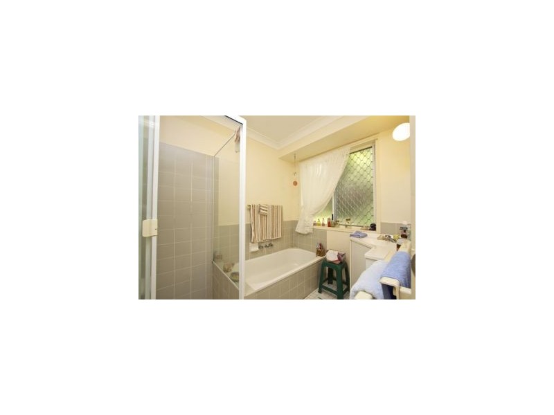 15 Widgee Ave, Banora Point NSW 2486