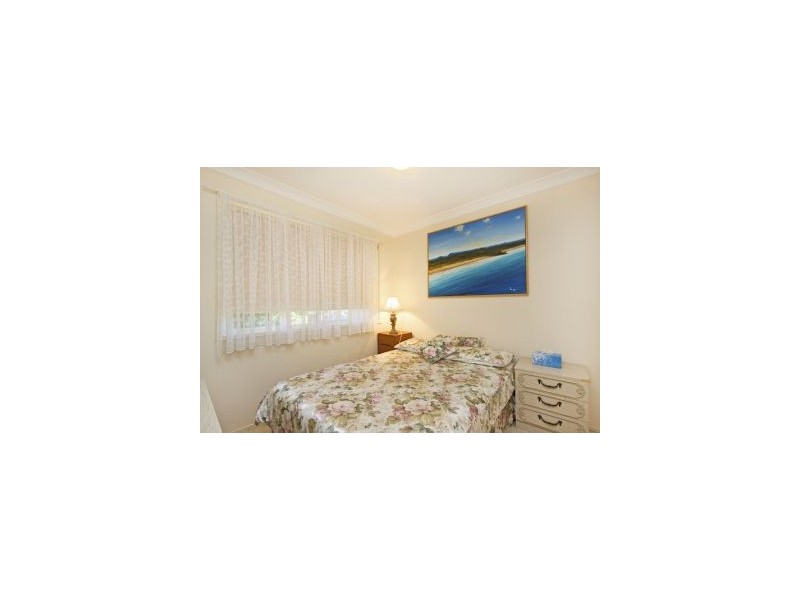 15 Widgee Ave, Banora Point NSW 2486