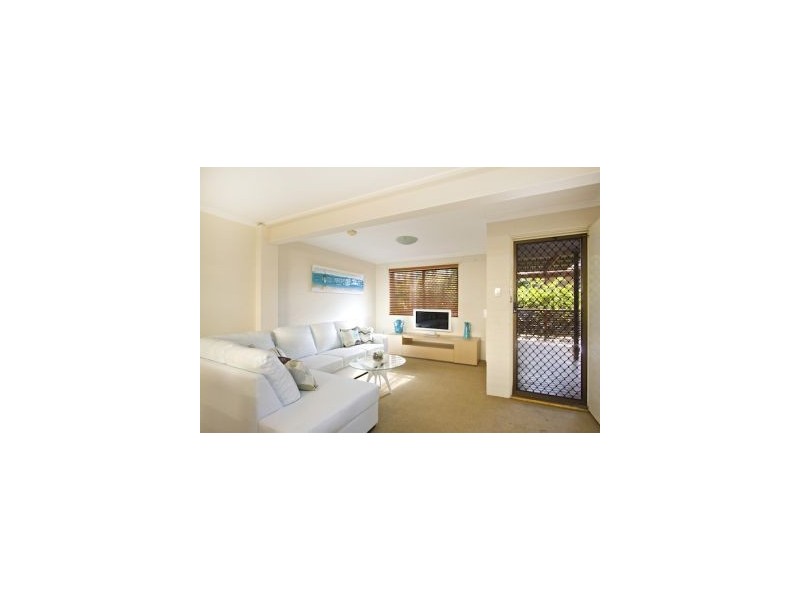 47 Stapylton Street, Coolangatta QLD 4225