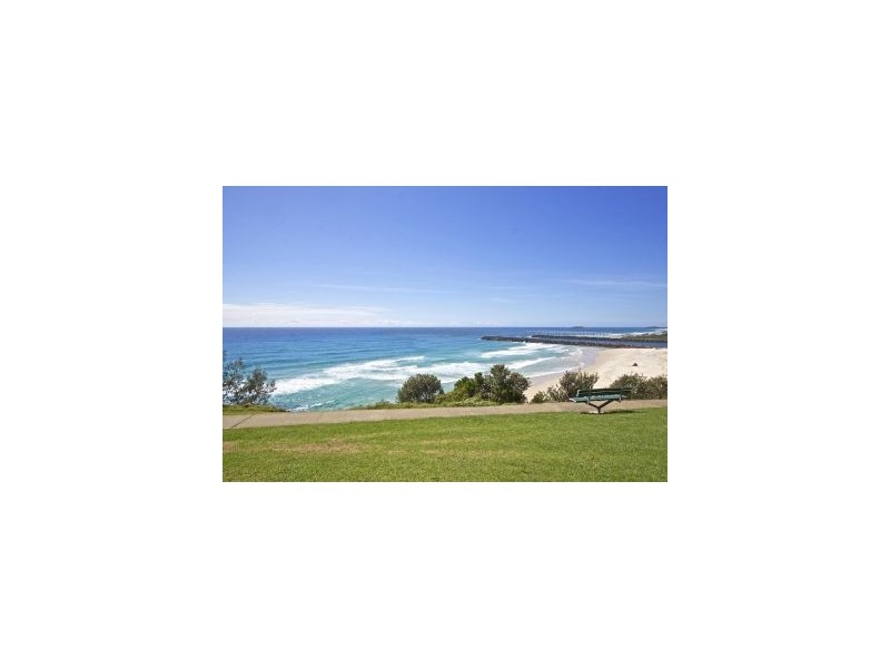 50 Eden Avenue, Coolangatta QLD 4225