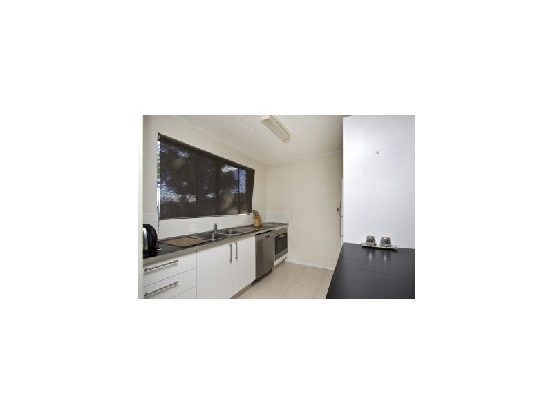 5-28 Coolangatta Rd Waverley Lodge, Kirra QLD 4225
