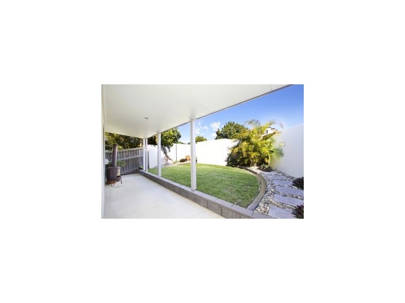 16 Daintree Close, Banora Point NSW 2486