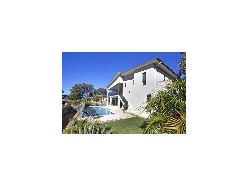 16 Daintree Close, Banora Point NSW 2486