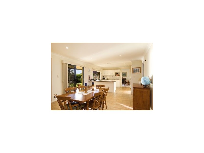 33 Daintree Close, Banora Point NSW 2486