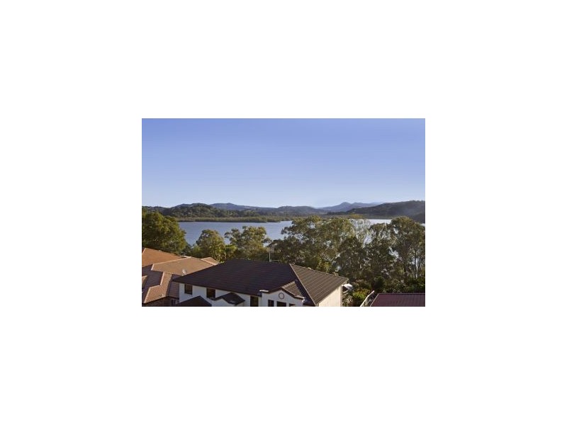 33 Daintree Close, Banora Point NSW 2486
