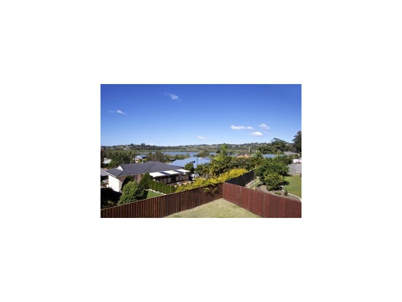 81 Botanical Cct, Banora Point NSW 2486